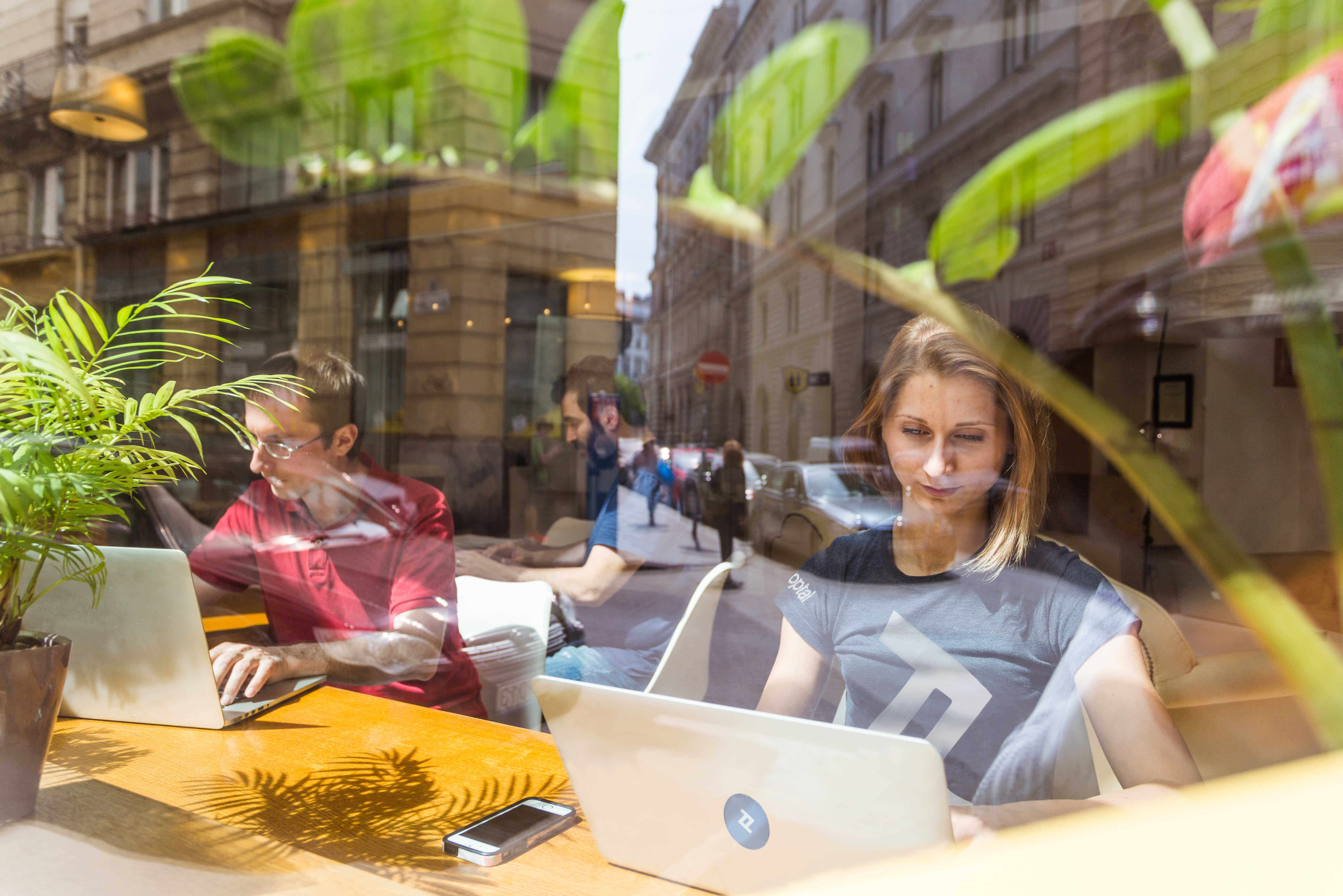 The History of Remote Work (with Infographic) | Toptal