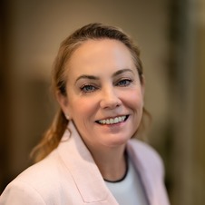 Lisa Warren