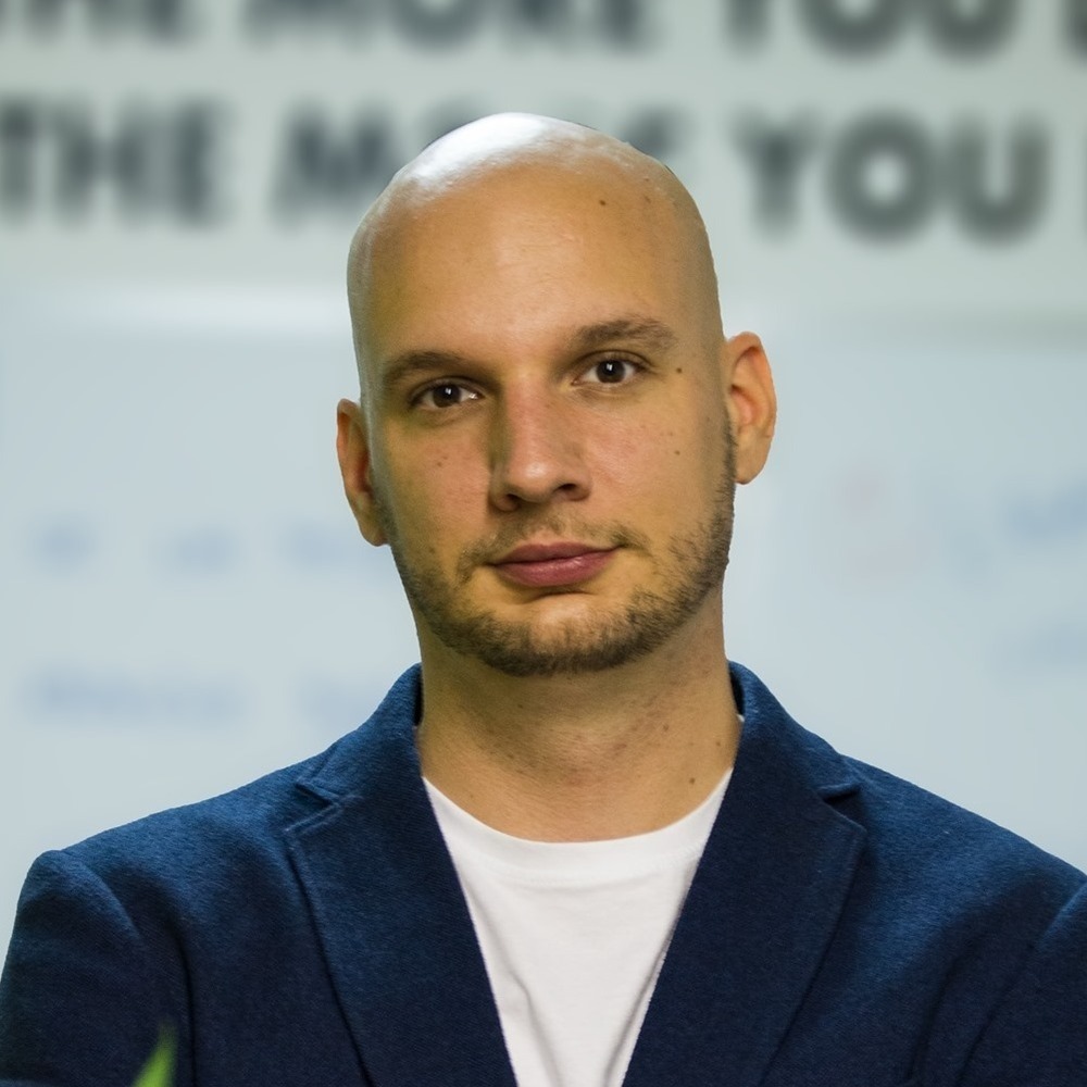 11 Best Freelance Fractional CMOs for Hire in January 2026 | Toptal®