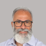 Luigi Crispo, Accomplished Python Freelancer.