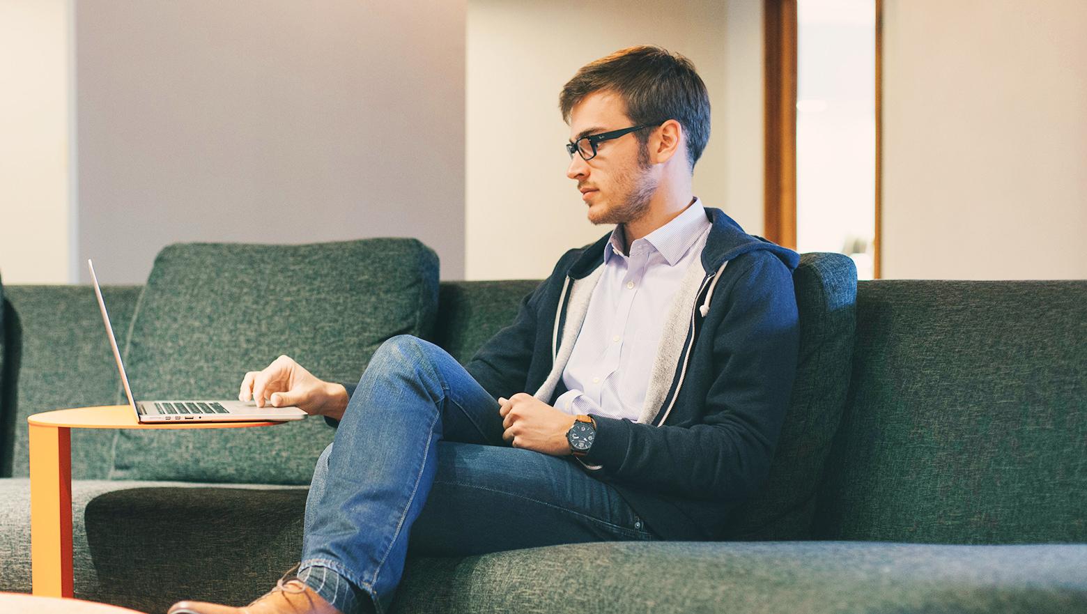 Remote working designer